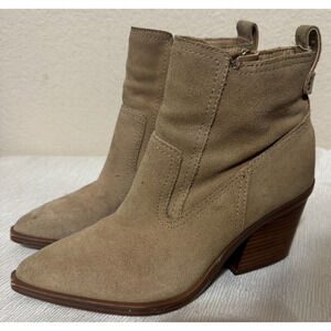 Vince Camuto Briyeonda Tan Ankle Boots suede Womens 6M western pointed toe
